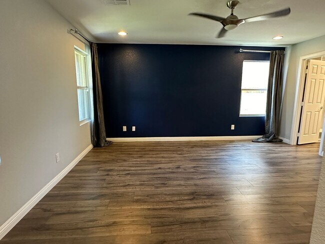 Building Photo - Beautiful Home in the Paseos of Summerlin!