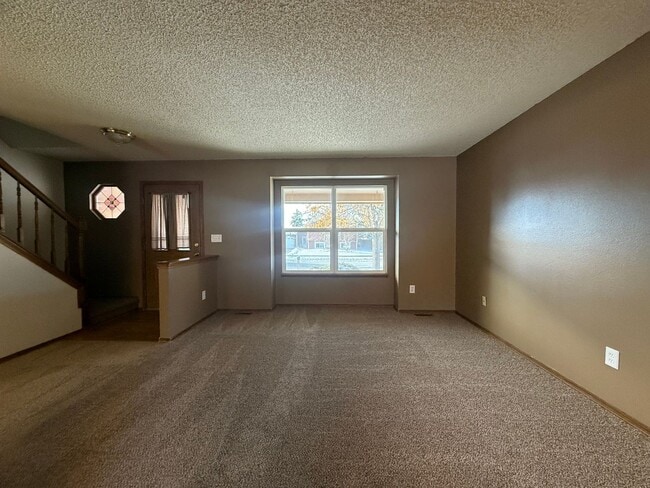 Building Photo - Beautiful Briargate Living: 5 Bedrooms, Walk-In Closets & 5-Piece Suite