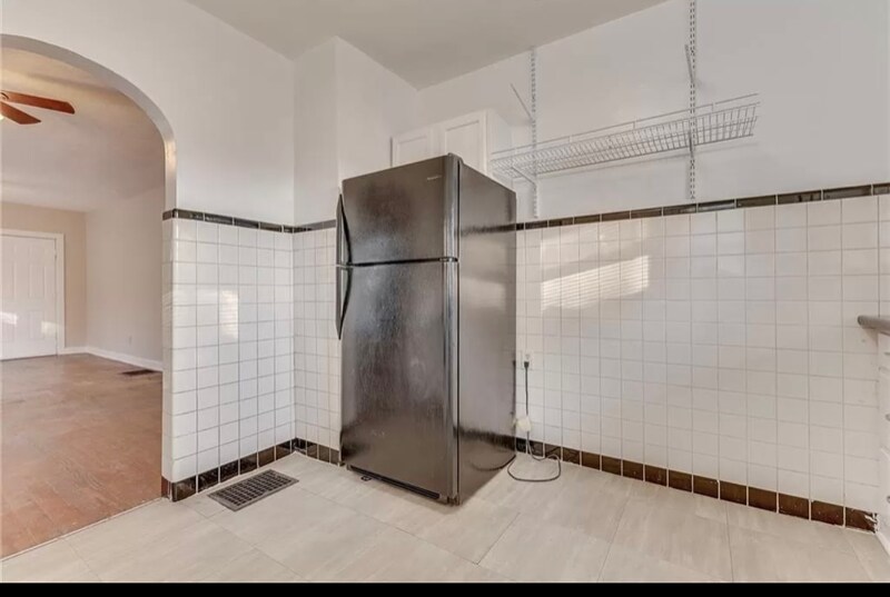 Building Photo - 1647 N Belleview Pl
