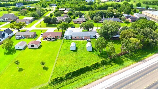 Building Photo - 4406 Mallard Dr