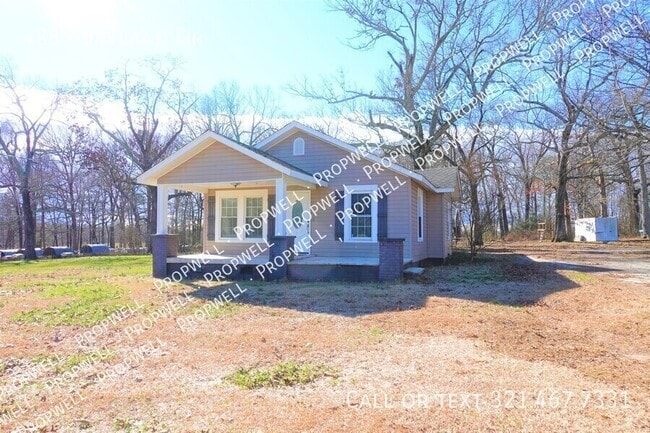 Building Photo - 4385 Skyland Dr