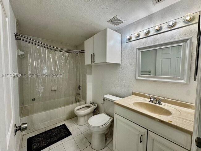 Building Photo - 17350 NW 67th Ave