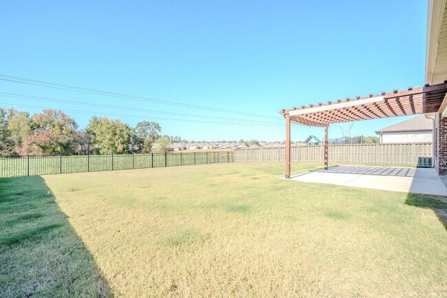 Building Photo - 14145 Lannister Ln