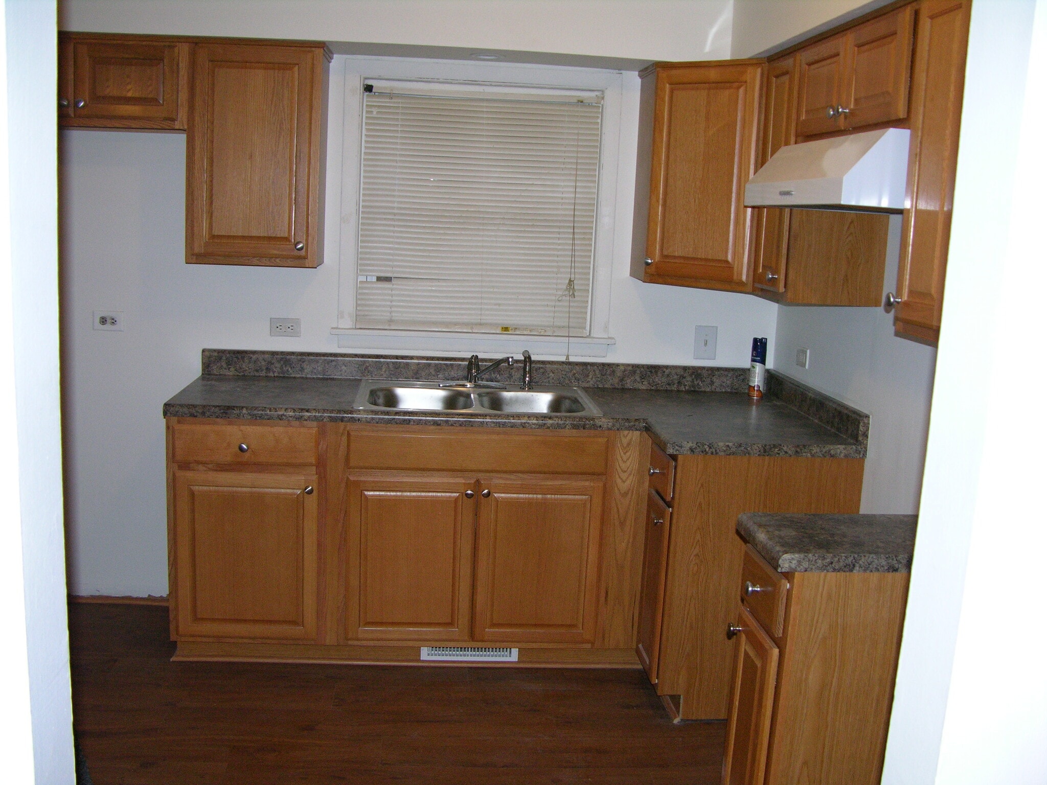 Building Photo - 15024 Grant St