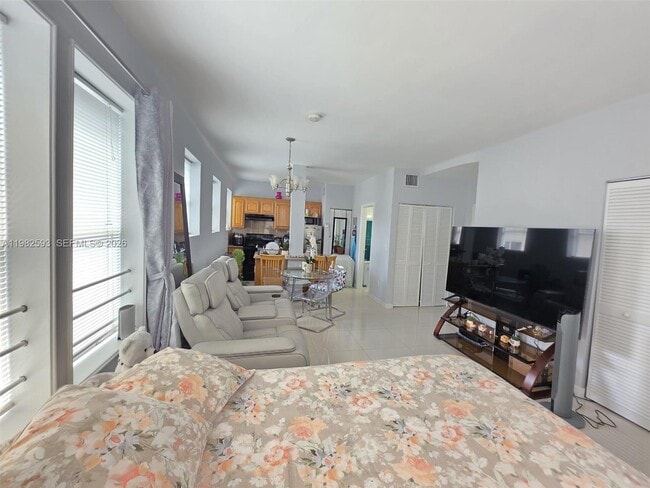 Building Photo - 1027 Pennsylvania Ave