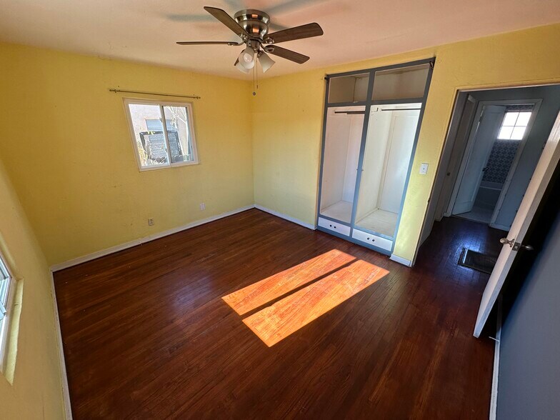Bedroom #1 - 333 Cutler Ave NE