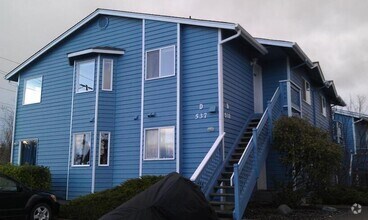 Building Photo - Park Place 537 #D201