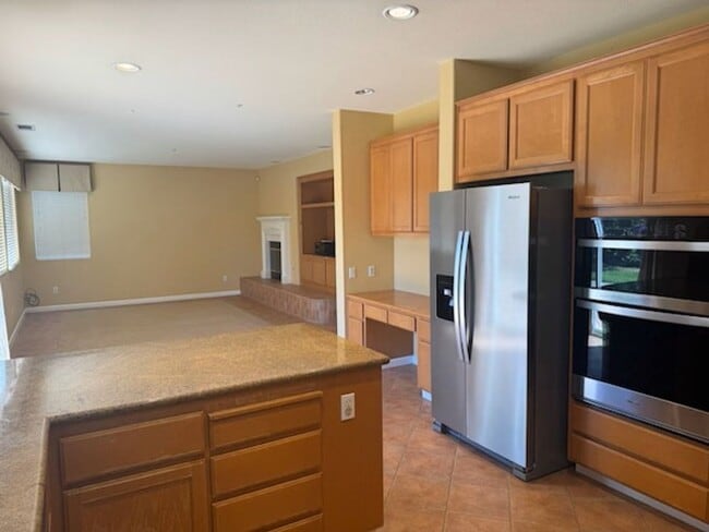 Building Photo - Spacious Former Model Home in American Canyon