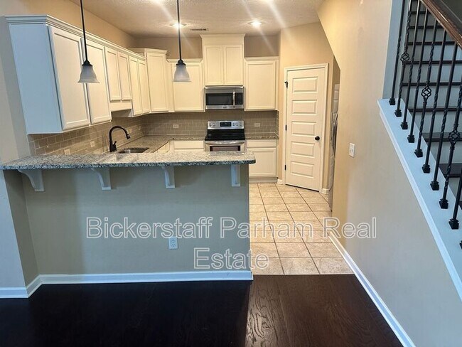 Building Photo - 6054 Townes Way