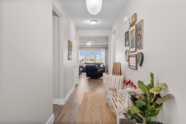 Building Photo - 317 Highbrook Rd