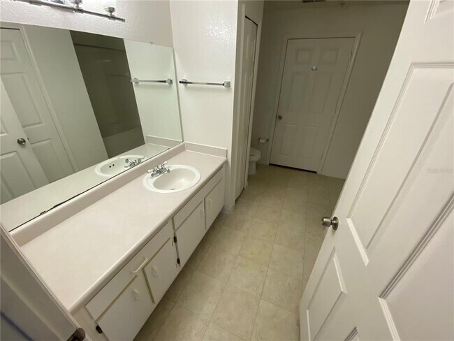 Building Photo - 13028 Plantation Park Cir
