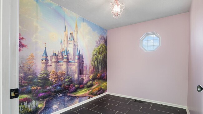 Building Photo - 649 Charles Ln