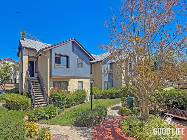 Building Photo - Light-Filled 2BD/2BA Top-Floor Condo in Mira Mesa with Granite Kitchen, Private Balcony & Pool