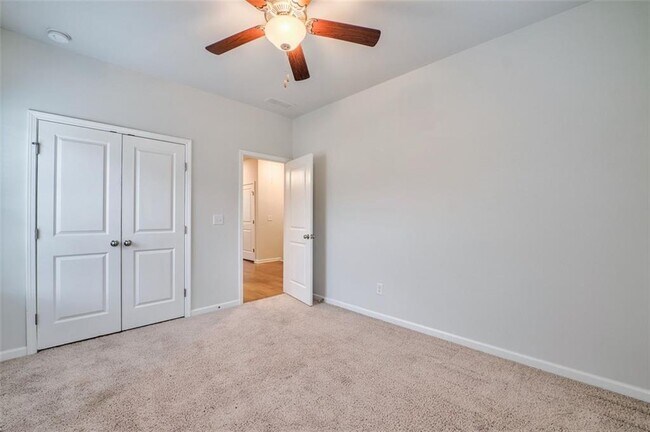 Building Photo - 2510 Great Silver Fir Aly