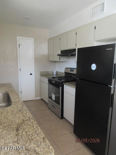 Building Photo - 665 La Chapa Ave