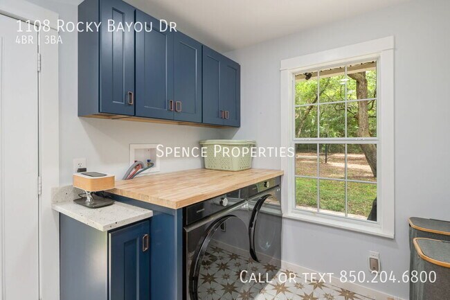 Building Photo - 1108 Rocky Bayou Dr