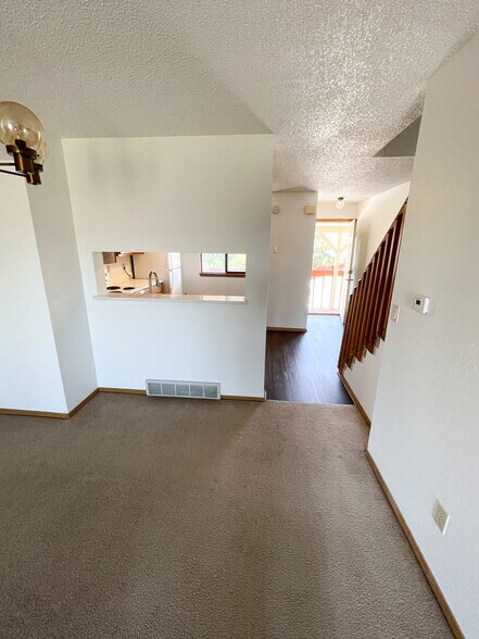 Building Photo - 5507 Fiesta Ln