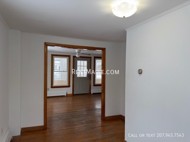 Building Photo - 27 Kineo St