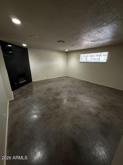 Building Photo - 3724 W Gardenia Ave