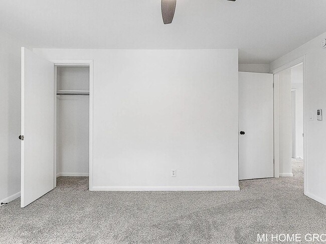 Building Photo - Lovely 3 Bedroom North East Grand Rapids