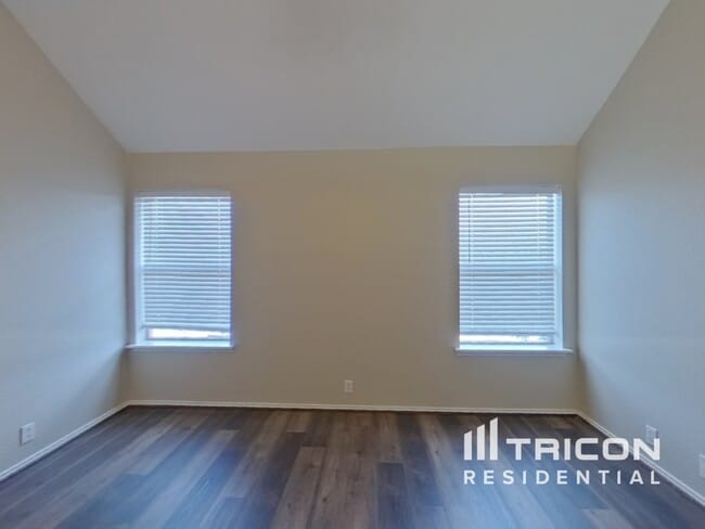 Building Photo - 4504 Vista Meadows Dr