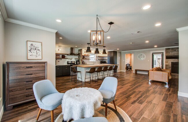 Building Photo - 18006 Bambridge Dr