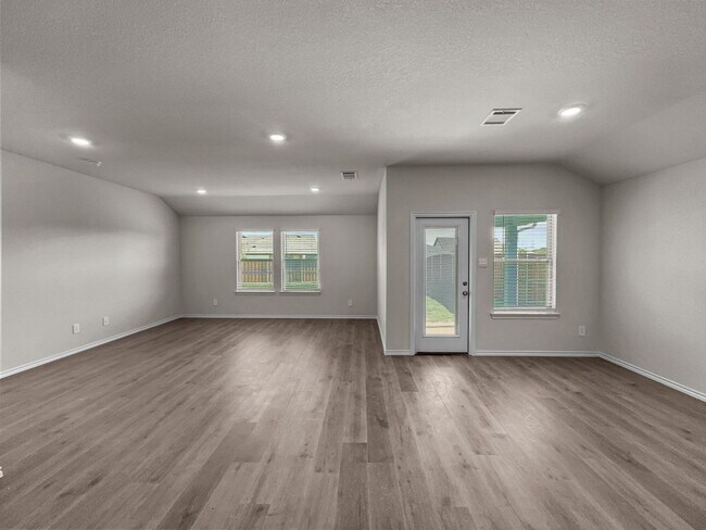 Building Photo - 13008 Dawson Dr