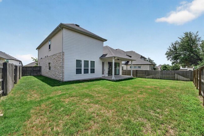 Building Photo - 508 Pinnacle View Dr