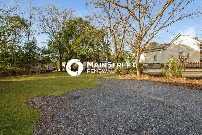 Building Photo - 3 Bedroom Pet-Friendly Home in MONROE, NC ...