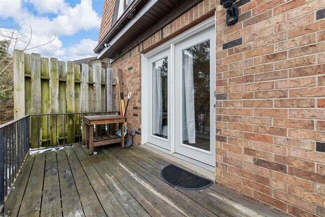 Building Photo - $1,750 | 3 Bedroom, 2.5 Bathroom Townhouse | Pet Friendly* | Available for August 1st, 2026 Move In!