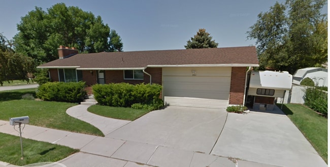 Primary Photo - Great 4 Bd 2 Ba Home in Taylorsville