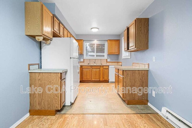 Building Photo - 1411 E Lunceford Ln