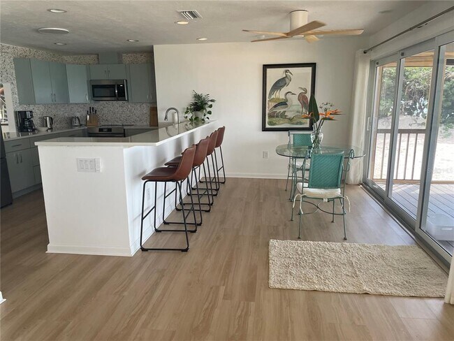 Building Photo - 2709 Casey Key Rd