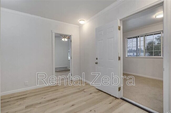 Building Photo - 343 Arlen Dr