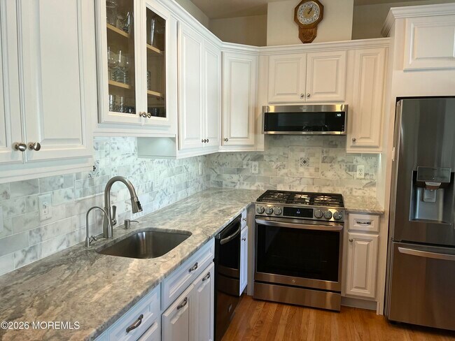 Building Photo - 131 Avenel Blvd