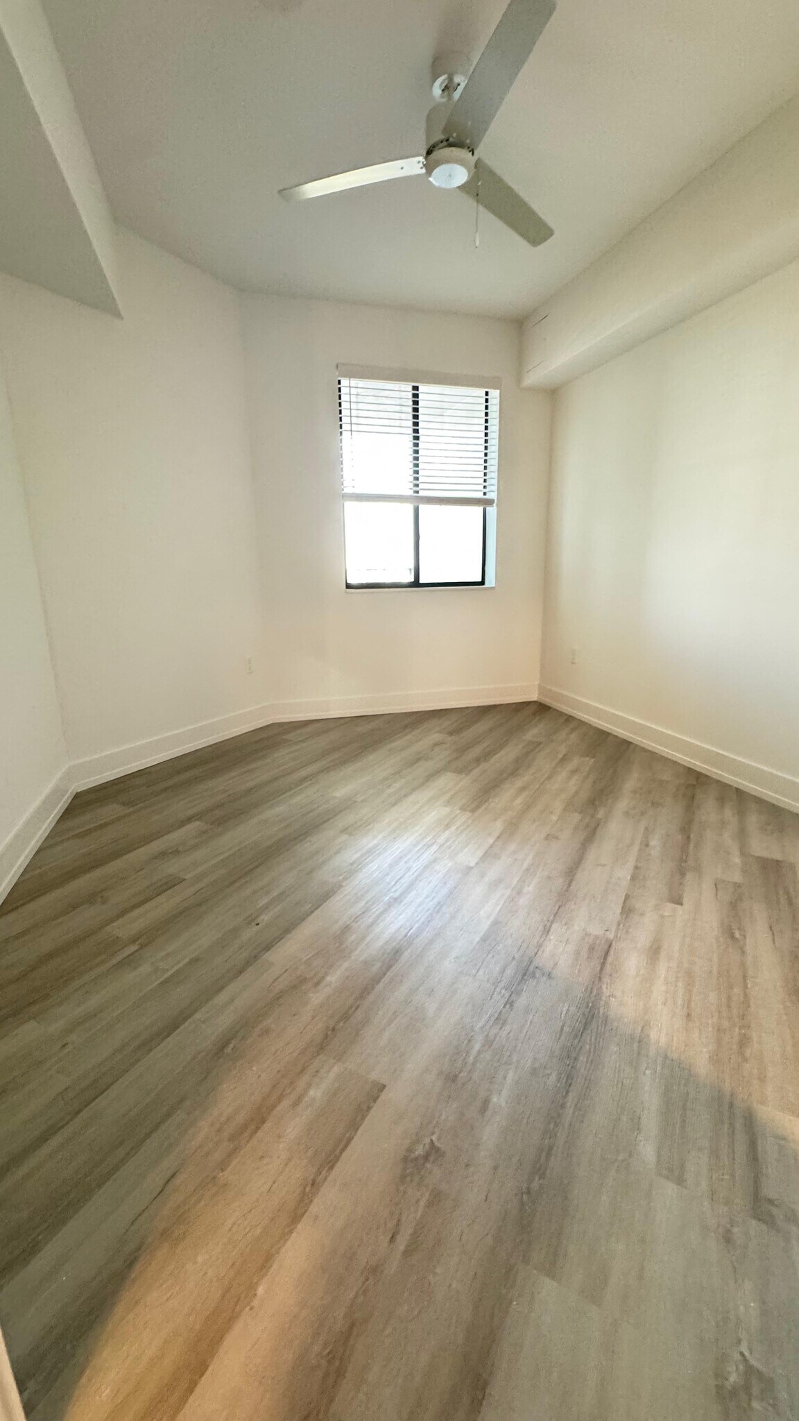 Building Photo - 15110 SW 128th Ave