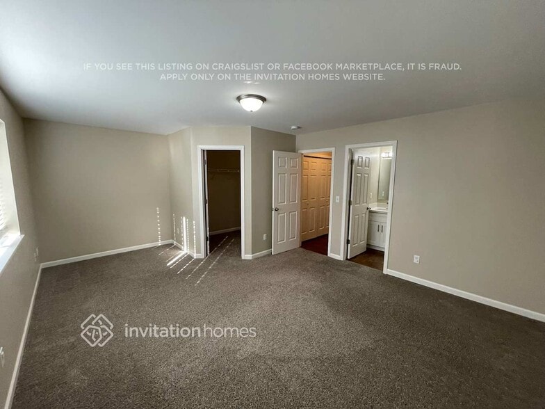 Building Photo - 227 99th Dr SE