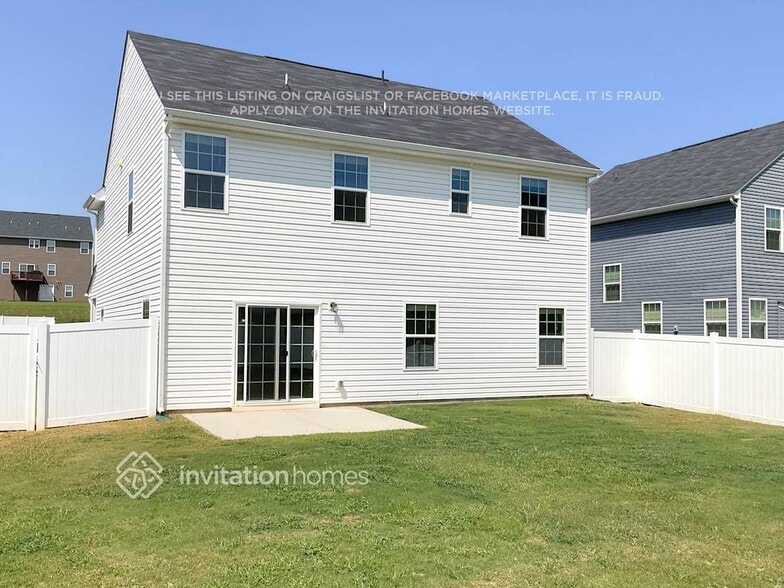Building Photo - 1625 Tundra Ln