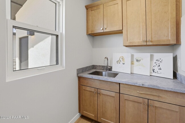 Building Photo - 5516 Edgar Way