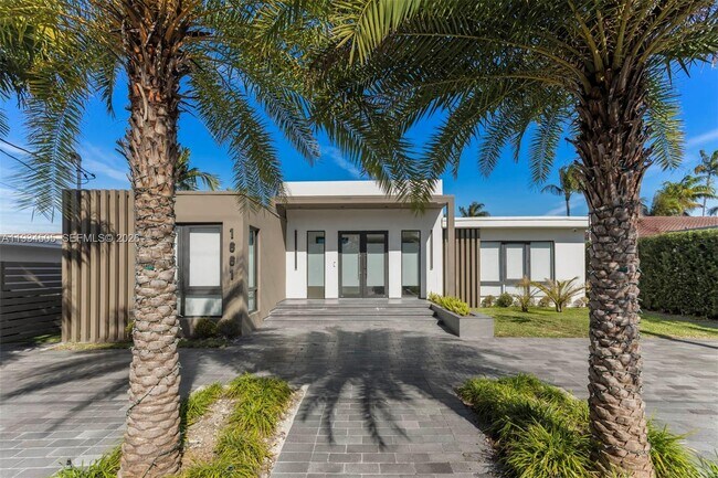 Building Photo - 1661 Daytonia Rd