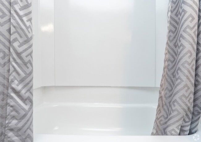 Building Photo - 10250 Lands End Dr