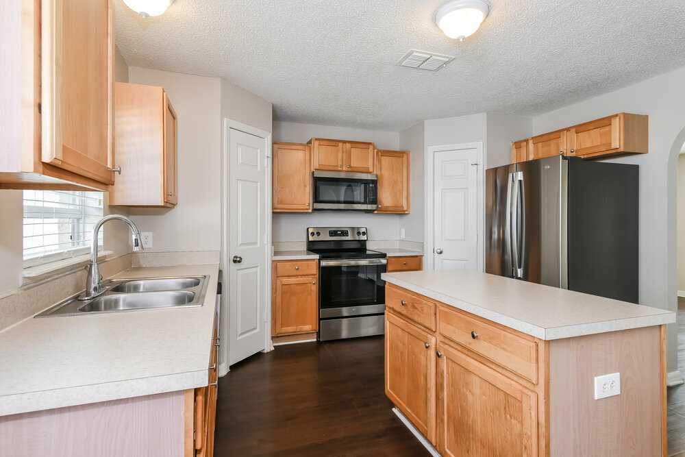 Building Photo - 3034 Elbib Dr