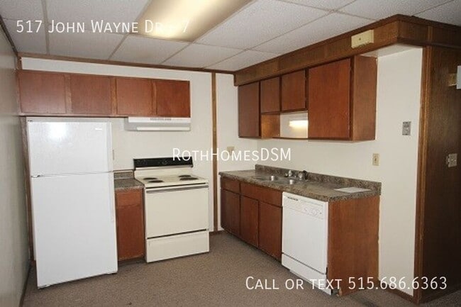 Building Photo - 517 N John Wayne Dr