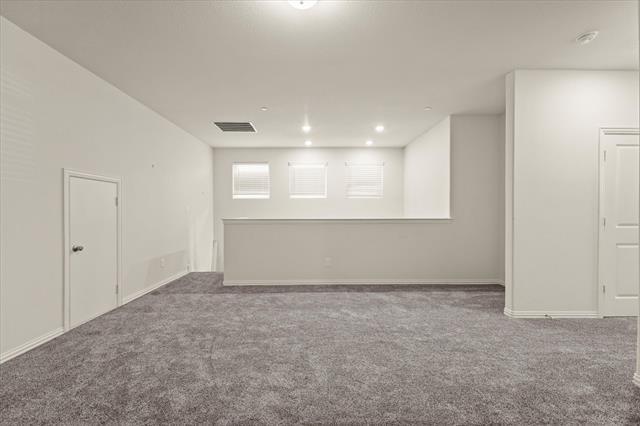Building Photo - 7424 Palisades Dr