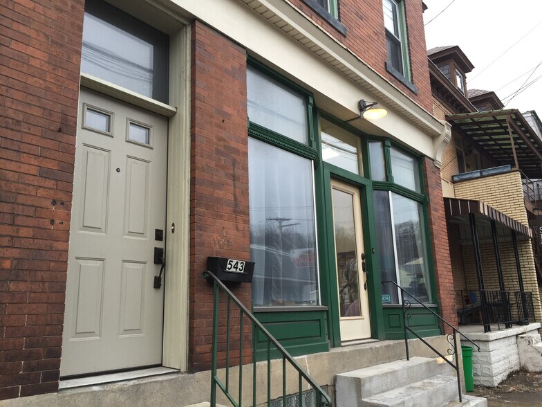 Building Photo - 543 North Ave