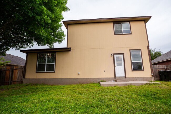 Building Photo - 115 Brazos Ln