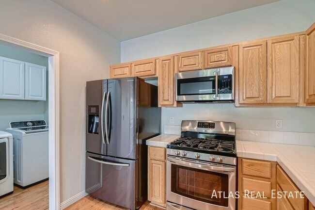 Building Photo - 9278 Shellmont Ct