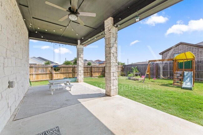 Building Photo - 129 Seattle Slew Dr