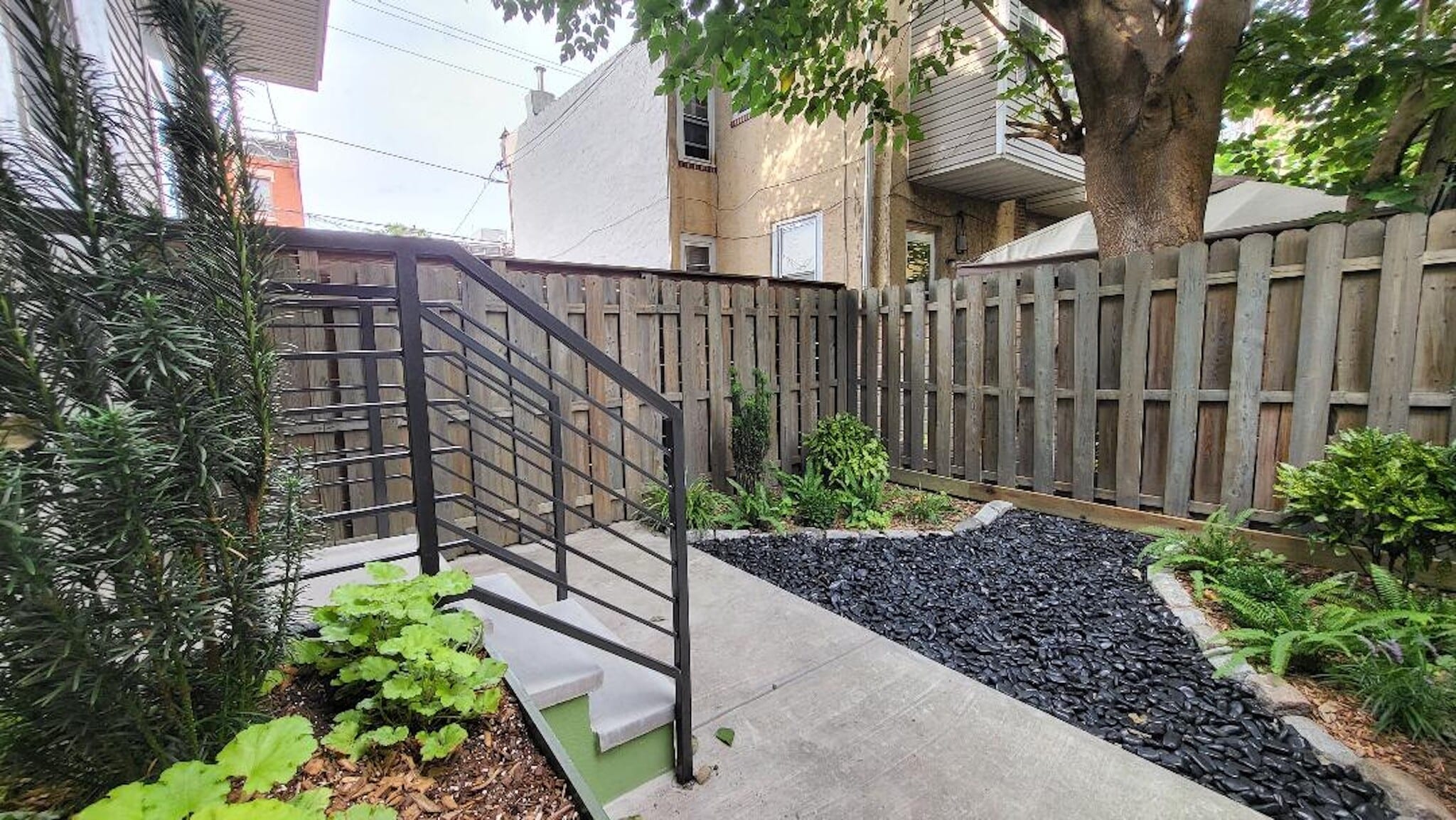 Building Photo - 1237 S 27th St