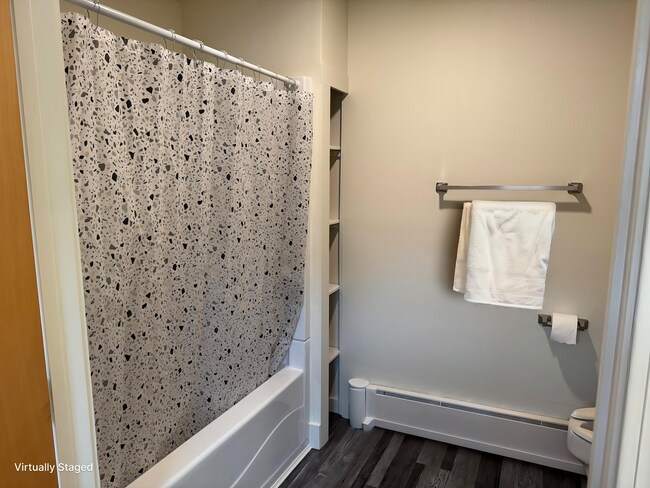 Building Photo - 85 N Winooski Ave